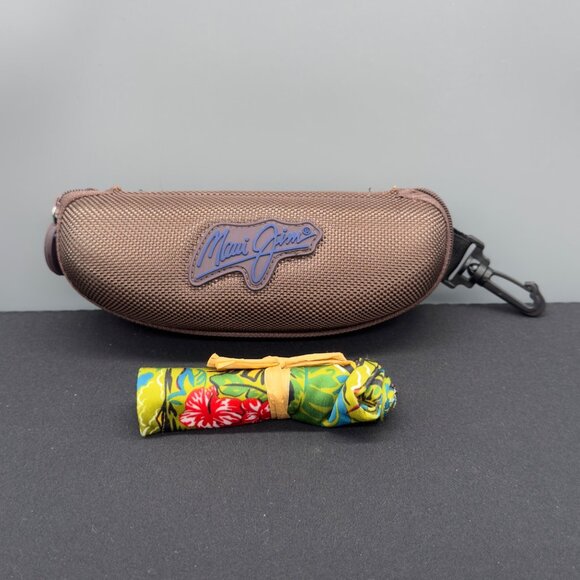 Maui Jim Hard Small Sunglasses Case With Clip and Microfiber Cleaning Cloth - Picture 1 of 6